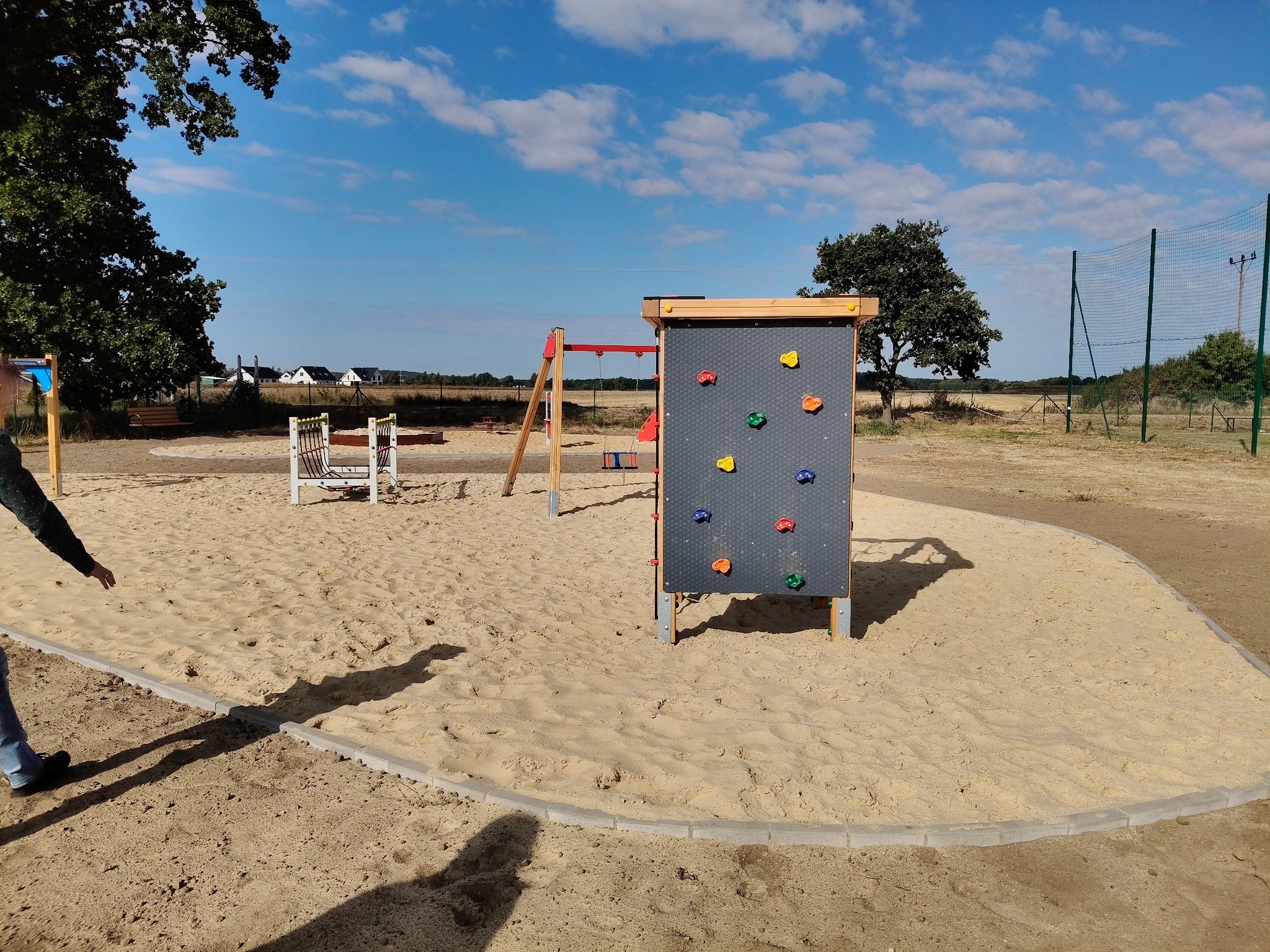 539887364_1210562271113404_7335394346177865229_n